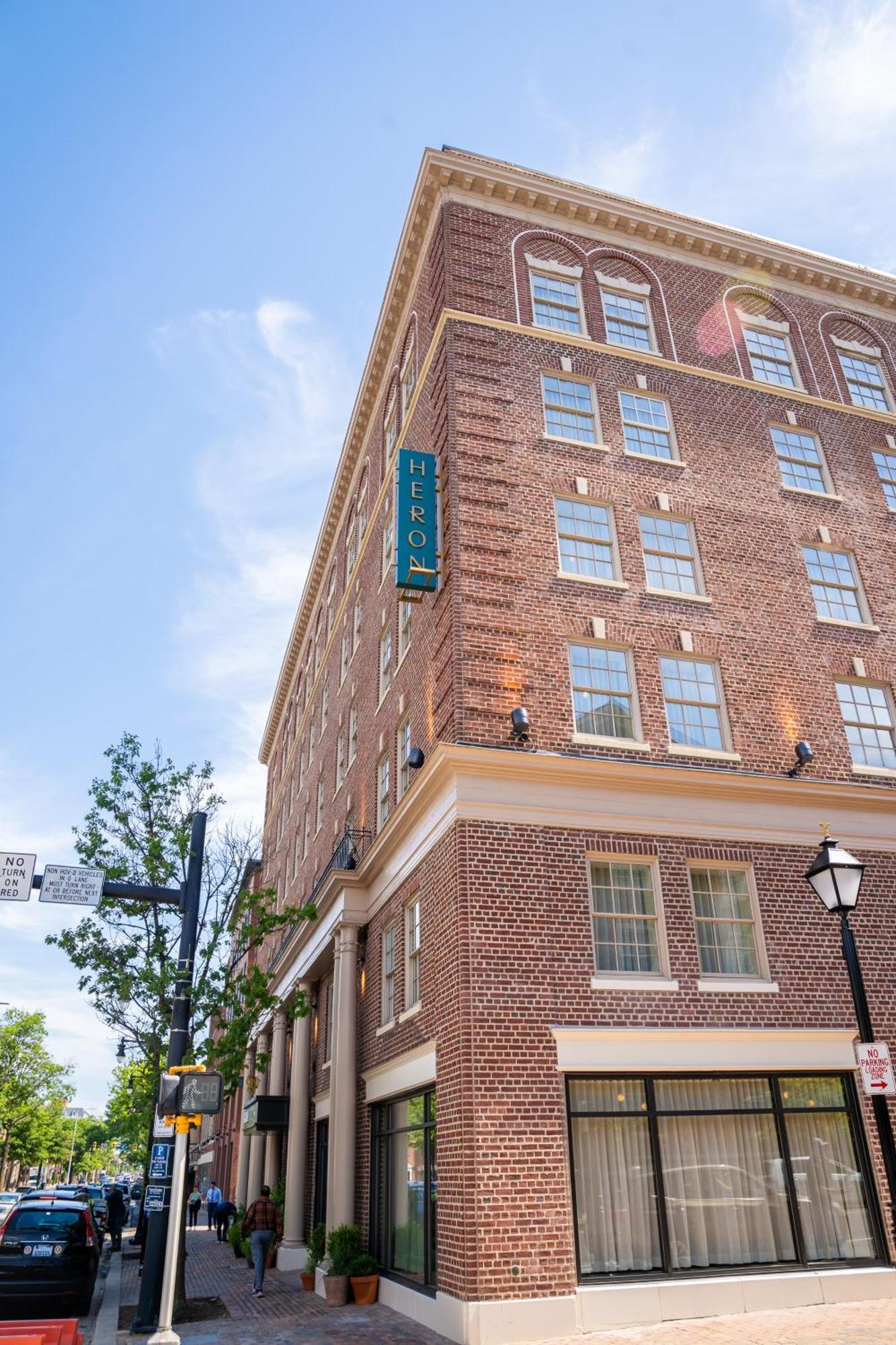 Hotel Heron Old Town อเล็กซานเดรีย ภายนอก รูปภาพ