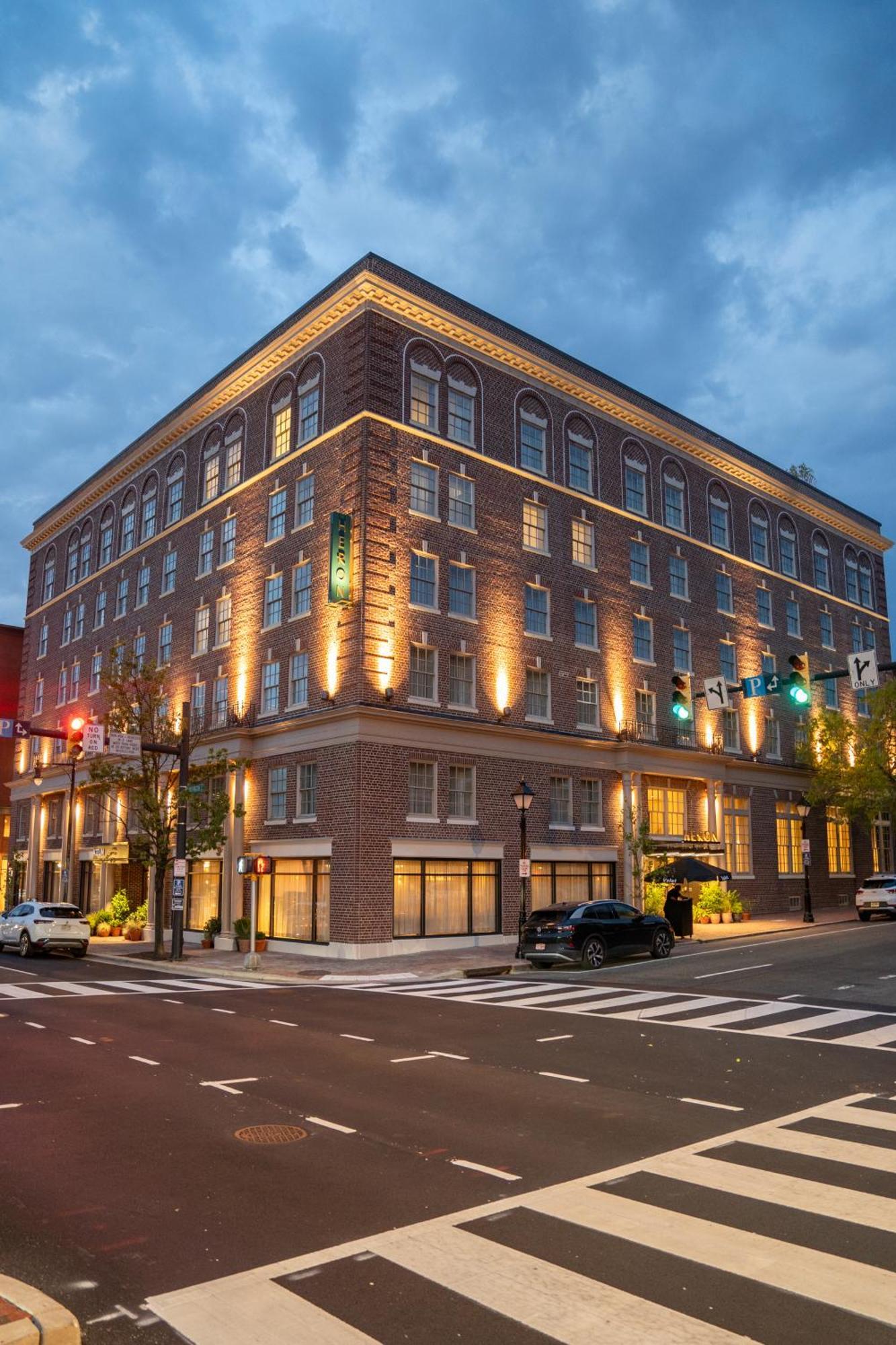 Hotel Heron Old Town อเล็กซานเดรีย ภายนอก รูปภาพ